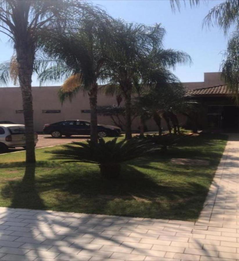 Emmis Park Hotel Aparecida do Taboado Exterior photo